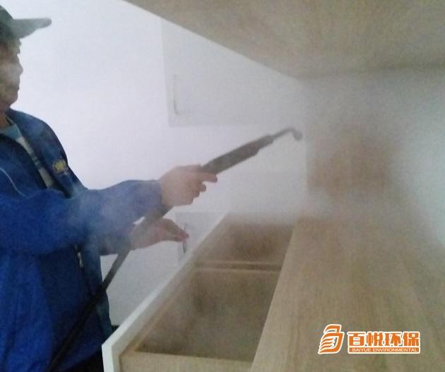板材的異味從哪來(lái)？是不是等于甲醛超標(biāo)？